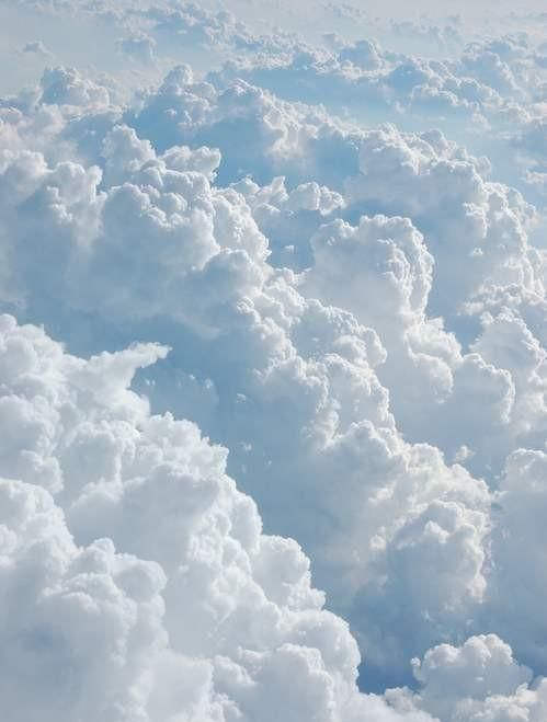 一朵云的重量将近50万公斤,那为什么它不掉下来