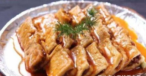 精选美食 凉拌椒香穿心莲,豆腐肉夹,干锅土豆鸡肉的做法