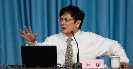 清华大学口碑下滑,郑强怒骂3000名校长,受网友力赞推上神坛