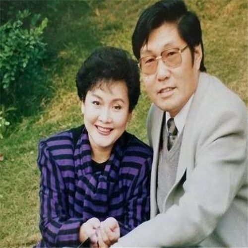 李谷一丈夫去世,夫妻恩爱43年,女儿名字见证两人爱情