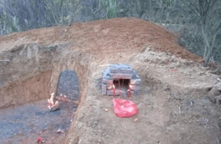 张奶奶风水命理 阴宅风水宝地论 