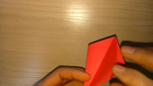 折纸教程 如何折一个漂亮的简单花 