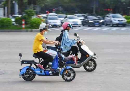 那些驾驶电动自行车的家长注意了 这些你务必要知道...