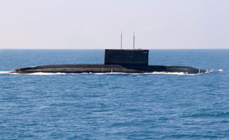 网络媒体国防行丨走进英雄的372潜艇 探秘潜艇兵的水下生活 