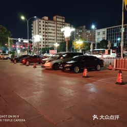 大兴区政府周边免费停车场,大兴哪个公园可以开车进去