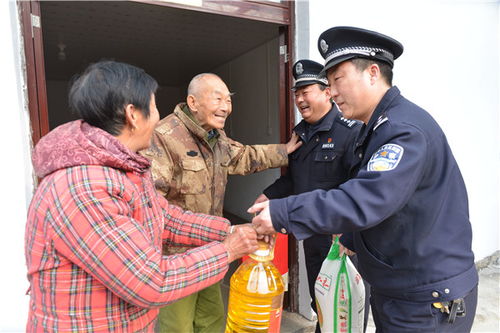 霍山公安走访烈士遗属 