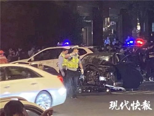 南京警方通报男子驾车撞人事件,南京伤人案件嫌犯已被刑拘-第2张图片