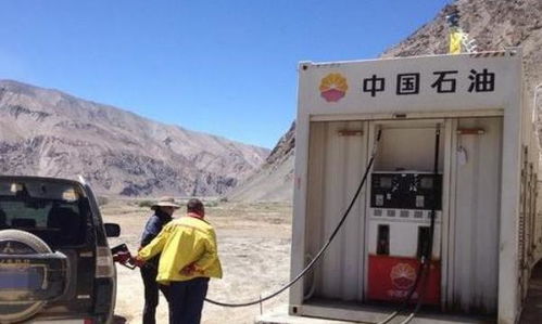 新疆到西藏,500公里没加油站,真的会油箱加满却走不出无人区