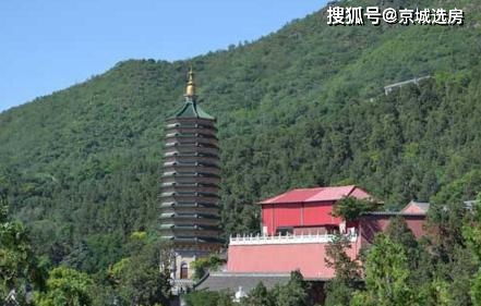 远洋源山春秋 西山绝版低密土地,背山面水大风水格局,冬暖夏凉的生态气候