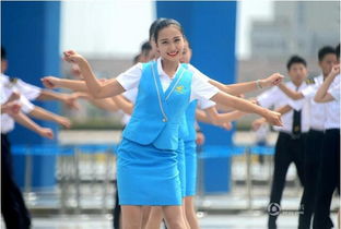 航空学校空姐集体跳舞,在校高三学生 想考空姐或地勤