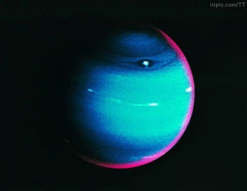 海王星为什么是蓝色的 又是如何被发现的