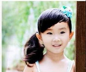 不会给娃扎头发 4款简单又好看的女童扎发,宝爸也能快速上手 