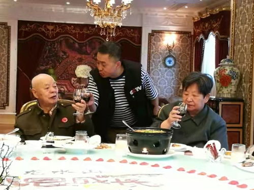 王景清送别仪式今日在北京八宝山举行 军品大王李长东前去吊唁