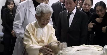 豆瓣9.1的冷门纪录片,这对平凡夫妻恋爱76年,才是真的神仙爱情