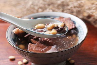 食养篇木棉花土茯苓猪骨汤：一道养生靓汤，让你健康一整年！