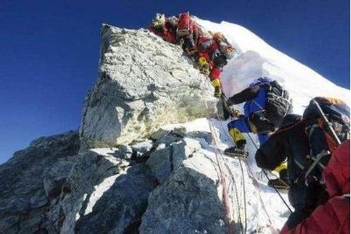 尸骸遍野的珠穆朗玛峰,那么多人遇难,为何还有不少人前去挑战