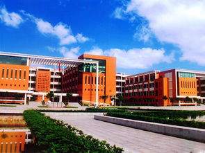 广州理工学院是几本,广东省境内的一本二本大学有哪些？请分开答，多谢！