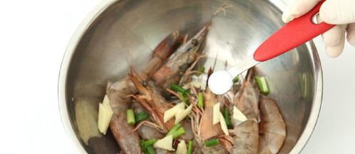 晒干大明虾怎么做好吃,晒干的虾怎样做好吃