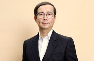 董事长，总裁，CEO，谁的级别最高??