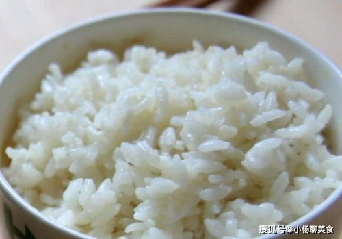 大米好吃有绝招,试试三个方法,米饭更香更软