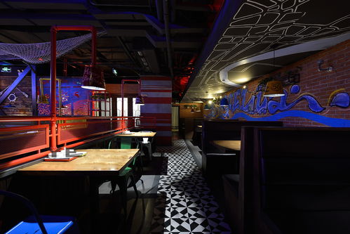 餐厅设计篇 胖哥俩肉蟹煲杭州店餐厅 现代工业风 商业空间 实景案例欣赏 