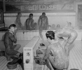 日本混浴盛行 男女一丝不挂难控制生理反应 6 