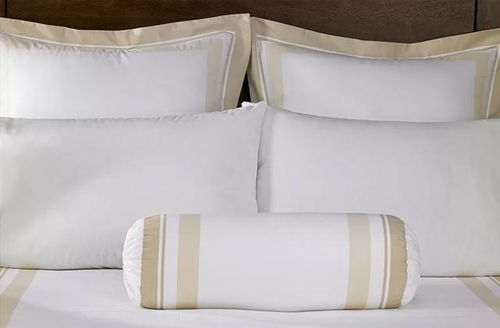 高级酒店,为什么会放那么多的枕头,原来不是要枕的,用处很大