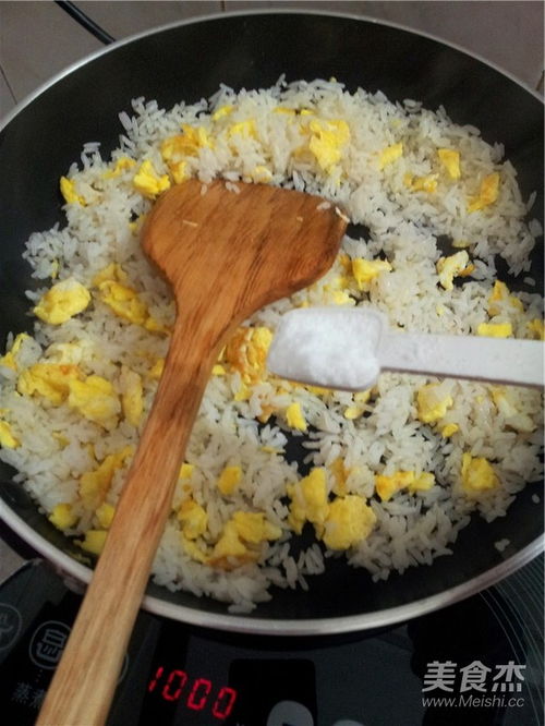 鸡蛋炒饭