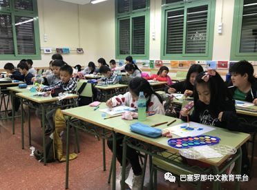 幼儿绘画兴趣班视频,幼儿园艺术领域上课视频