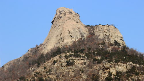 海阳有两座雄伟壮丽的大山,名字众说纷纭,电视剧拍摄都来这里取景 