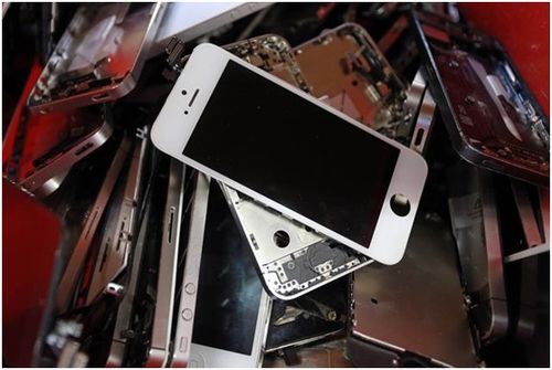 苹果手机屏幕摔碎了怎么维修 谈谈我的上门维修经历 