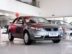 福瑞迪 2012款 1.6L MT GLS 纪念版最新报价-图片...,起亚福瑞迪车怎么样？要多少钱？-第3张图片