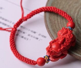 本命年戴红绳有什么讲究吗,本命年红绳手链的编法