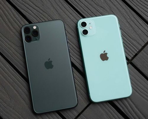苹果11和12谁更好,有必要等iPhone13发布吗 要结合优缺点去考虑