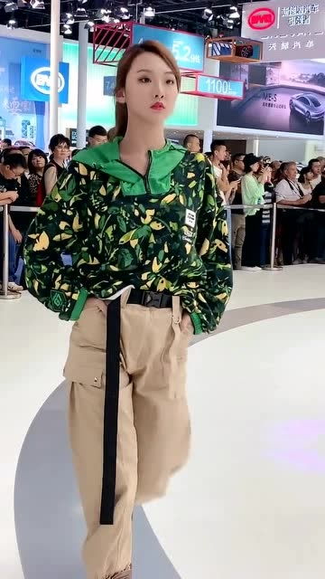 人好看穿什么衣服都好看 