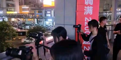 马上升高三想走艺考晚吗 播音表演编导是最好的选择