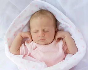 累了就会睡 宝宝睡眠的5大谣言,你一定相信过