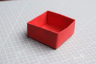 纸盒子怎么做的 简单实用的正方形纸盒折法图解 