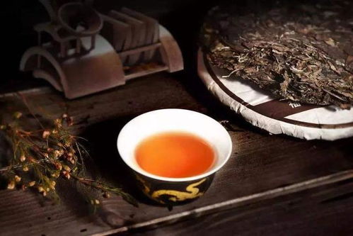 做个喝茶的女人吧 像张爱玲一样,用茶情写尽一生的优雅