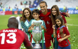 卡瓦略16年欧洲杯,卡瓦略的欧锦赛之旅：葡萄牙的传奇门神