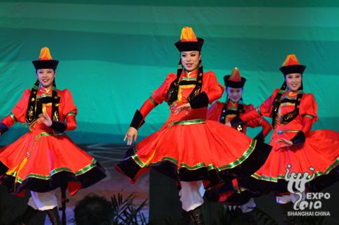 关于蒙古族舞蹈的风格特征
