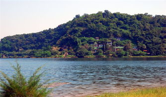 湛江湖光岩风景区在哪里买票湛江湖光岩景区门票价格(湛江停车场闸机)