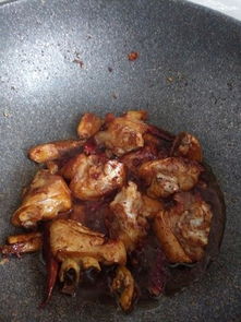 红烧猪蹄炖土豆的做法步骤图,怎么做好吃 