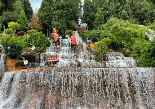 昆明近郊旅游胜地 西游洞风景区 