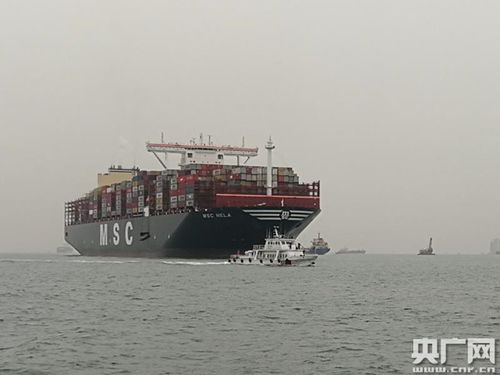 世界最大型集装箱船半月内三次靠泊厦门港