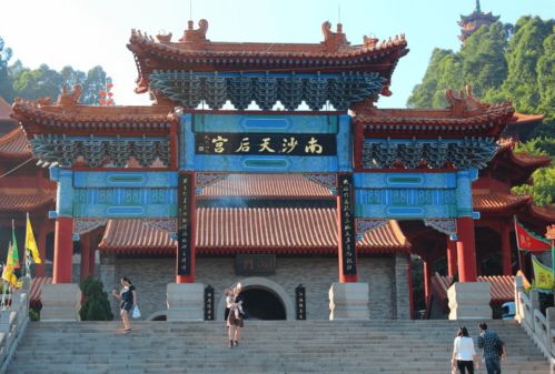 广州天后宫,竟是北京故宫和南京中山陵的合体,还号称世界之最