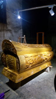 看见棺材代表什么预兆,中国自古讲究入土为安，五种棺材葬五种人，白色棺材又代表什么？