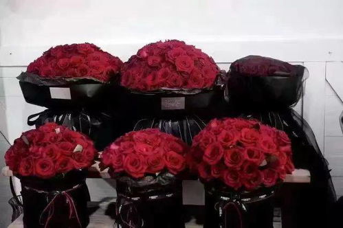 33枝红玫瑰花语