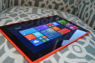 lumia 2520,诺基亚 Lumia 2520：超长待机时间和出色的性能-第2张图片