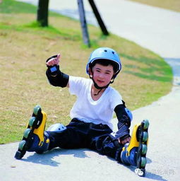 专家建议孩子学滑轮吗(小孩子能天天学轮滑吗)(孩子学轮滑对身体好吗)